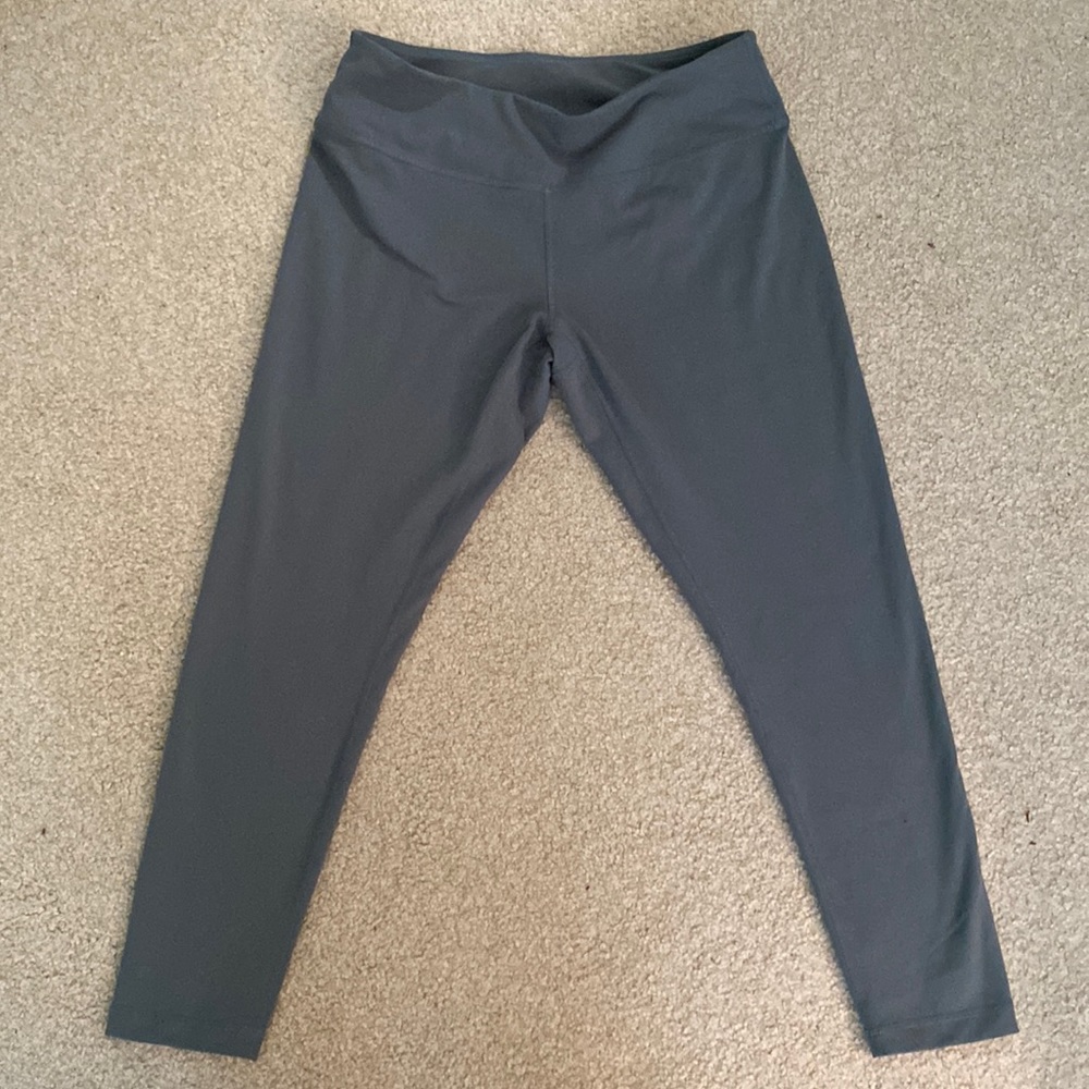 Swampy green Zella leggings